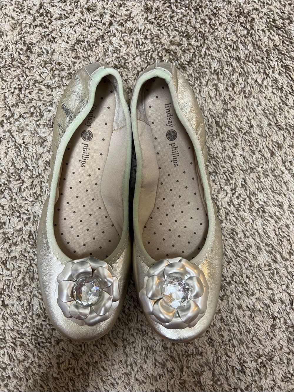 lindsay phillips Silver Floral Jewel Ballet Flats size 7